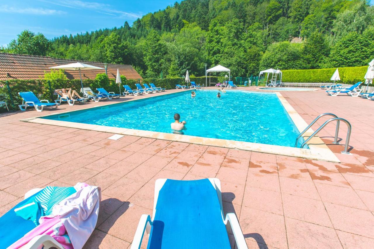 Vvf Les Fontaines Des Vosges Hotel Saales Exterior photo